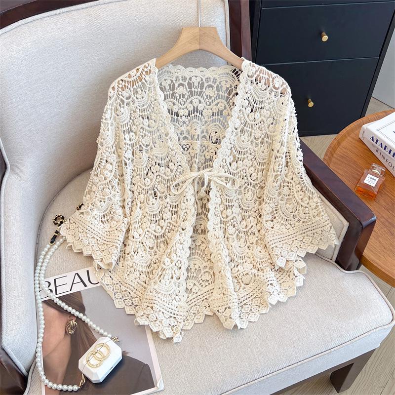 Елегантний ретро-кардиган-шаль з мереживом Cheongsam - Захисна від сонця накидка в китайському стилі One Size абрикосовий
Елегантний ретро-кардиган-шаль з мереживом Cheongsam - Захисна від сонця накидка в китайському стилі One Size абрикосовий