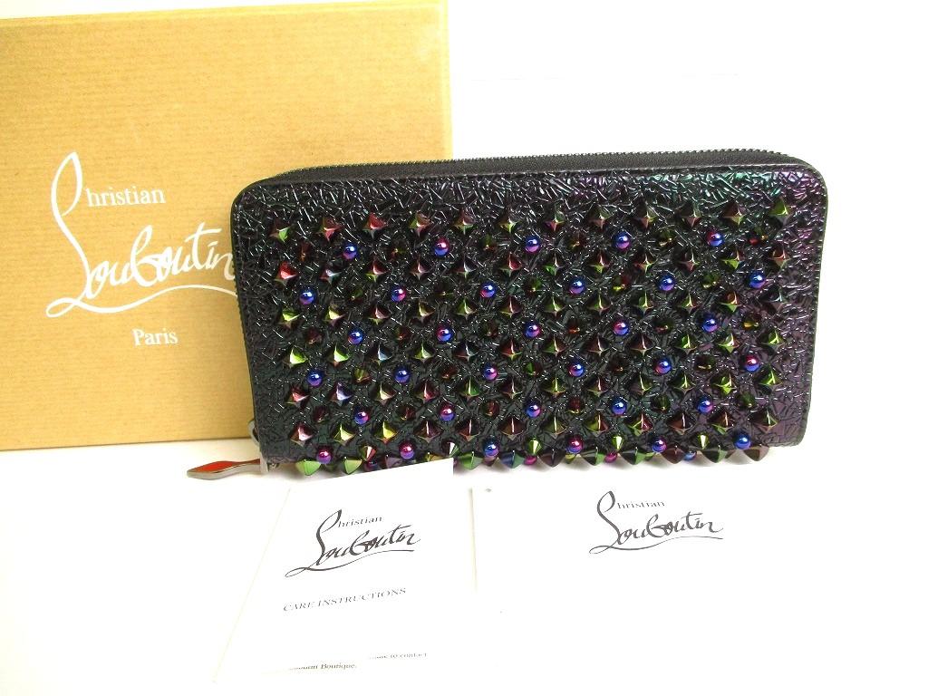 Автентичний гаманець Christian Louboutin Panettone з чорної шкіри, круглий круглий блискавковий шарф №9746, відремонтований
Автентичний гаманець Christian Louboutin Panettone з чорної шкіри, круглий круглий блискавковий шарф №9746, відремонтований