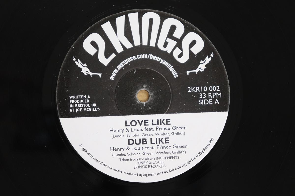 10inch Record HENRY & LOUIS - Love Like / Lions Den 2KR10002 2Kings Records 2007 UK Reggae, Ska & Dub Used
10inch Record HENRY & LOUIS - Love Like / Lions Den 2KR10002 2Kings Records 2007 UK Reggae, Ska & Dub Used