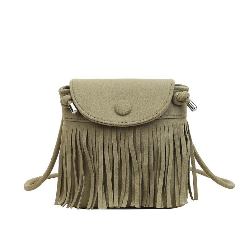 New retro versatile niche fringed bag retro shoulder oblique span bag matte soft leather women s bag зелений
New retro versatile niche fringed bag retro shoulder oblique span bag matte soft leather women s bag зелений