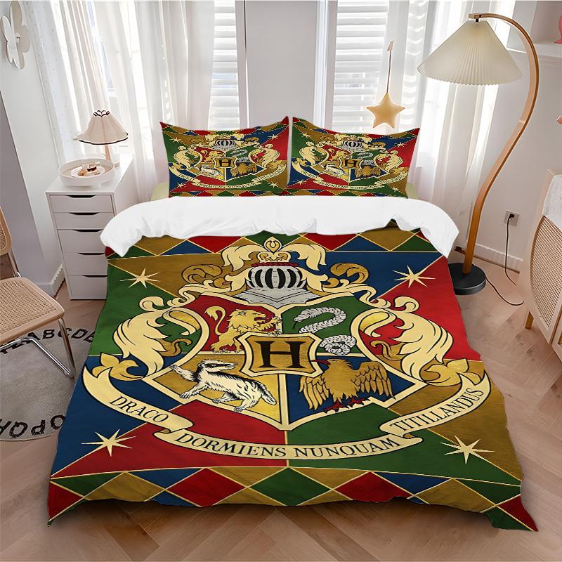 3pcs Hogwarts Harry Potter Bedding Set, Soft Polyester Duvet Cover and Pillowcases Machine Washable Seasons all suitable173 135x200cm
3pcs Hogwarts Harry Potter Bedding Set, Soft Polyester Duvet Cover and Pillowcases Machine Washable Seasons all suitable173 135x200cm