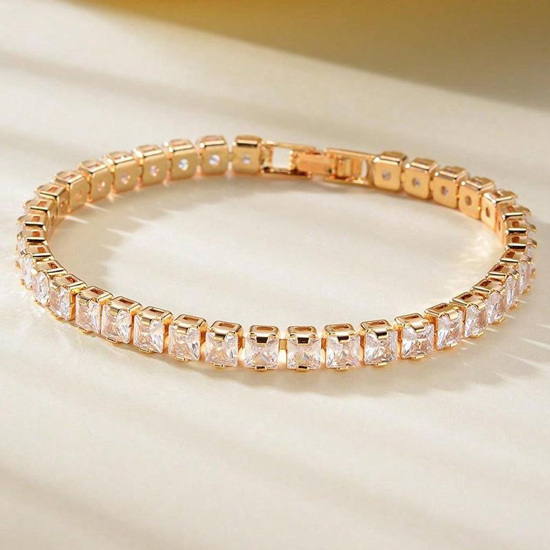 Chain European and American double-row tennis chain bracelet men s and women s fashion explosion hot-selling three-row full diamond jewelry 7inch (17.8cm)
Chain European and American double-row tennis chain bracelet men s and women s fashion explosion hot-selling three-row full diamond jewelry 7inch (17.8cm)