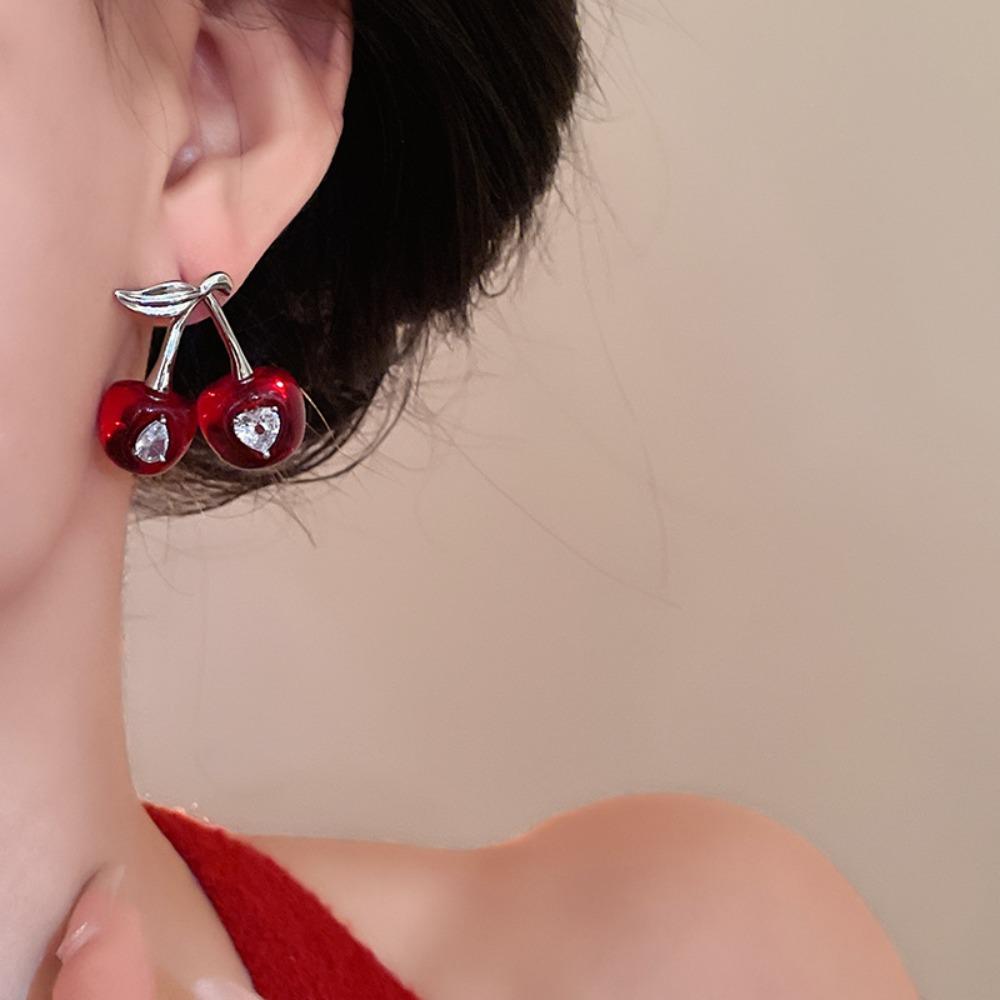 Pendant Cherry Jewelry Set Heart Crystal Ear Studs Exquisite Cherry Necklace Girls Ear Studs
Pendant Cherry Jewelry Set Heart Crystal Ear Studs Exquisite Cherry Necklace Girls Ear Studs