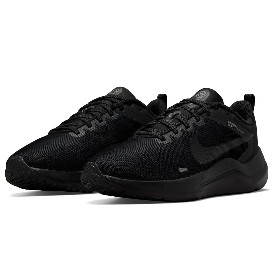 Nike Downshifter 12 W DOWN SHITER 12 Дым Размер Черный/Темно-серый/Железно-серый/Черный DD9294-002 22,0 см
Nike Downshifter 12 W DOWN SHITER 12 Дым Размер Черный/Темно-серый/Железно-серый/Черный DD9294-002 22,0 см