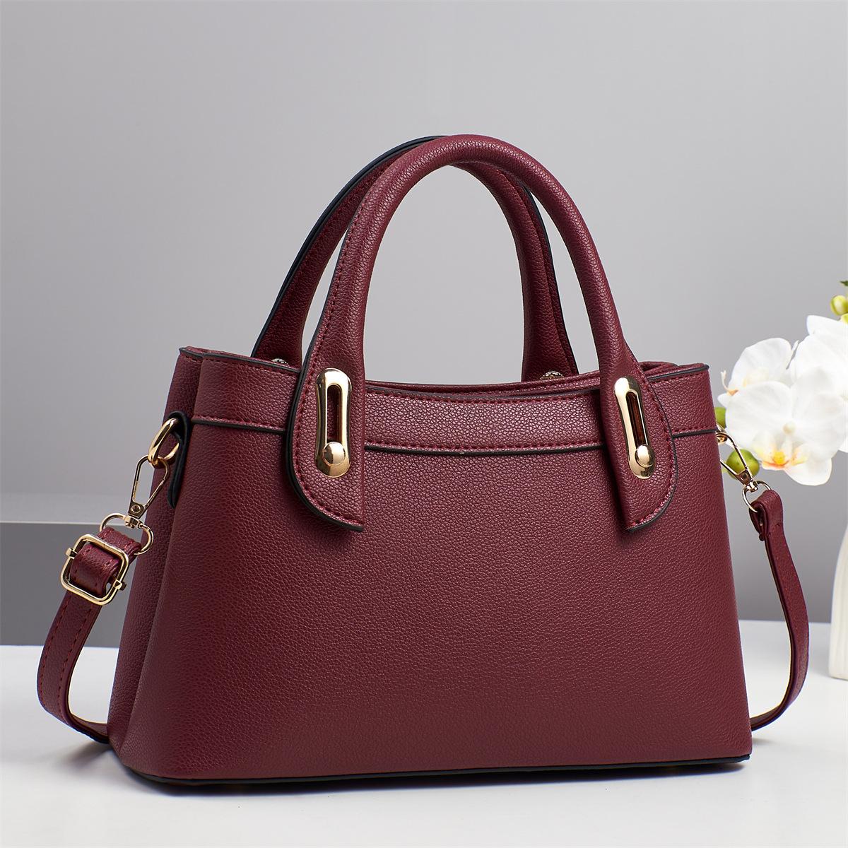 Luxury Women Designer Shoulder Crossbody Sac Ladies Large Capacity Pu Leather Handbags Lady Shopper Bag Brand Totes Bags 30x12x18cm
Luxury Women Designer Shoulder Crossbody Sac Ladies Large Capacity Pu Leather Handbags Lady Shopper Bag Brand Totes Bags 30x12x18cm