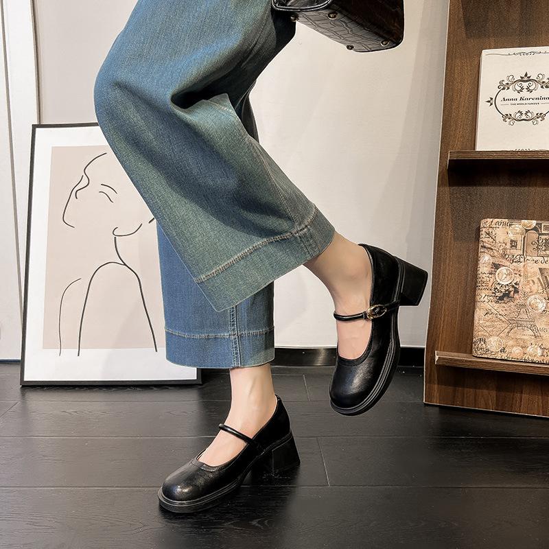 Platform Mary Jane Women s Shoes High Heels Retro Small Leather Shoes Single Shoes Women 40 коричневий
Platform Mary Jane Women s Shoes High Heels Retro Small Leather Shoes Single Shoes Women 40 коричневий