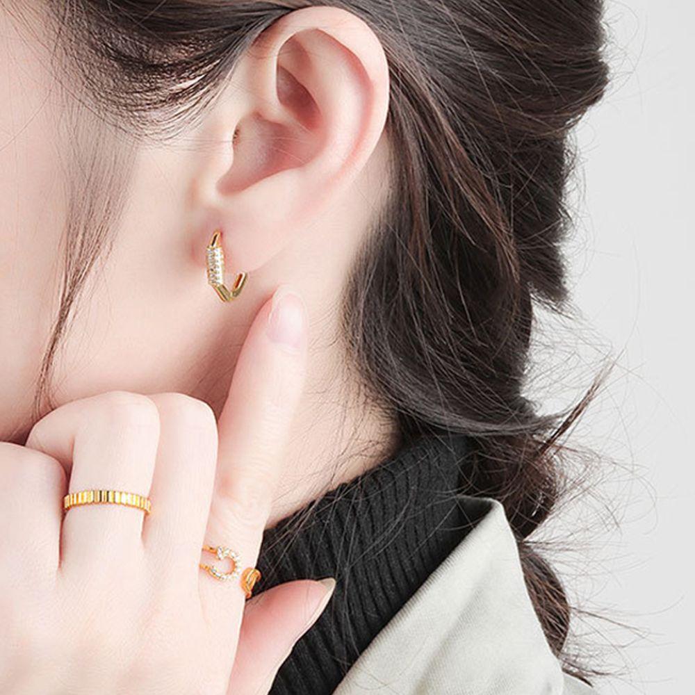 Street Wear Copper Temperament Lady Party Korean Hoop Earrings Women Earrings Ear Buckle Polygon
Street Wear Copper Temperament Lady Party Korean Hoop Earrings Women Earrings Ear Buckle Polygon