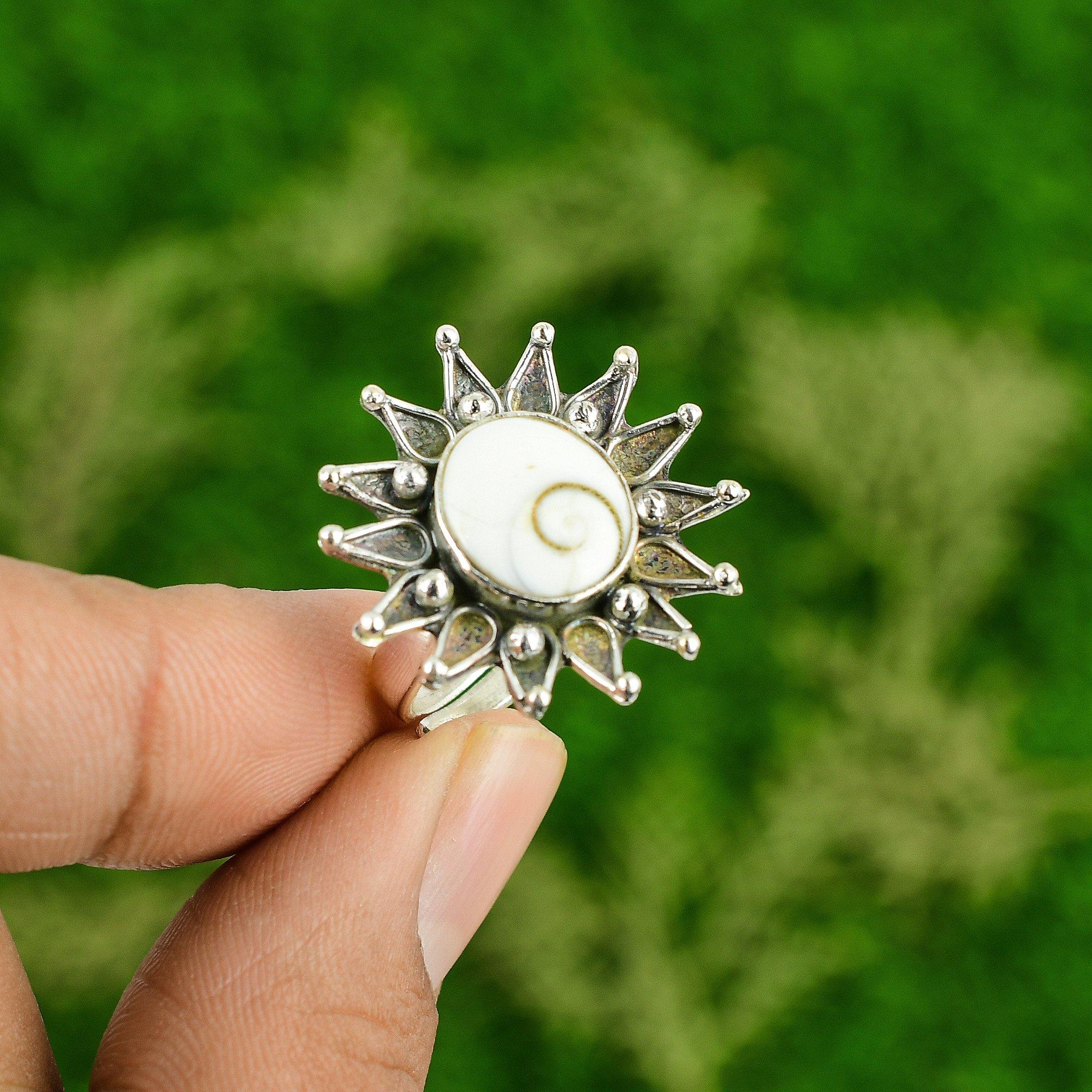 Natural Shiva Eye Shell Gemstone Promise Flower White Adjustable Ring 925 Silver Adjustable
Natural Shiva Eye Shell Gemstone Promise Flower White Adjustable Ring 925 Silver Adjustable