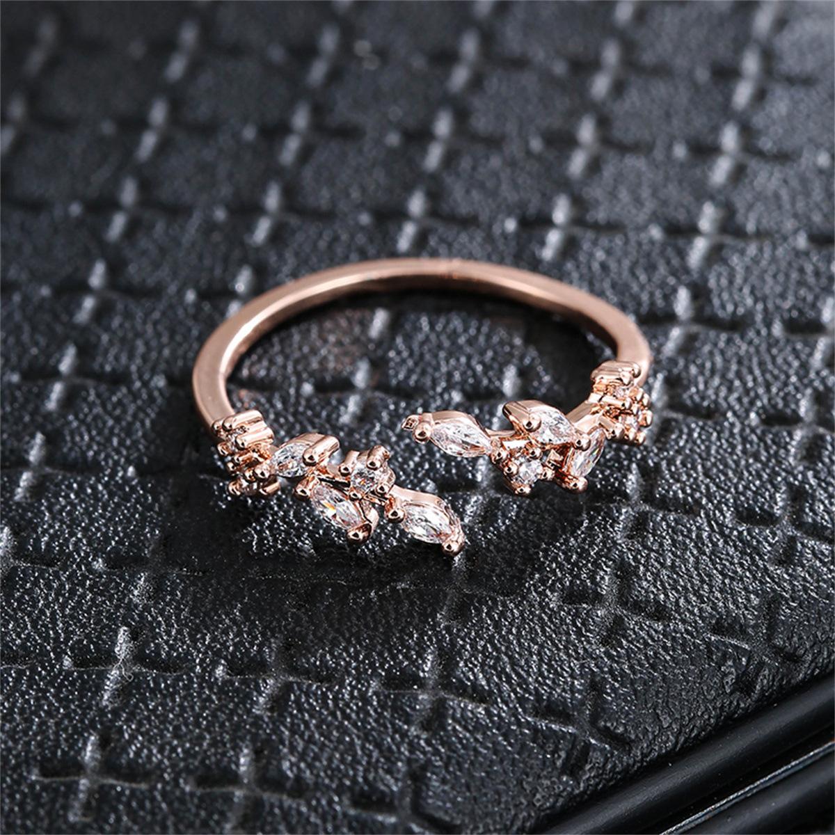 Minimalist Leaf Zircon Open Ring For Women Index Finger Simple Stackable Jewelry Cool Tone Fashion Accessory One size fits all рожевий колір золота
Minimalist Leaf Zircon Open Ring For Women Index Finger Simple Stackable Jewelry Cool Tone Fashion Accessory One size fits all рожевий колір золота