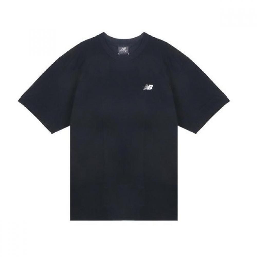 New Balance Базовая футболка с коротким рукавом из полиэстера Aa Nbnefco301 19 60 1.NBNEFCO301 19 S
New Balance Базовая футболка с коротким рукавом из полиэстера Aa Nbnefco301 19 60 1.NBNEFCO301 19 S