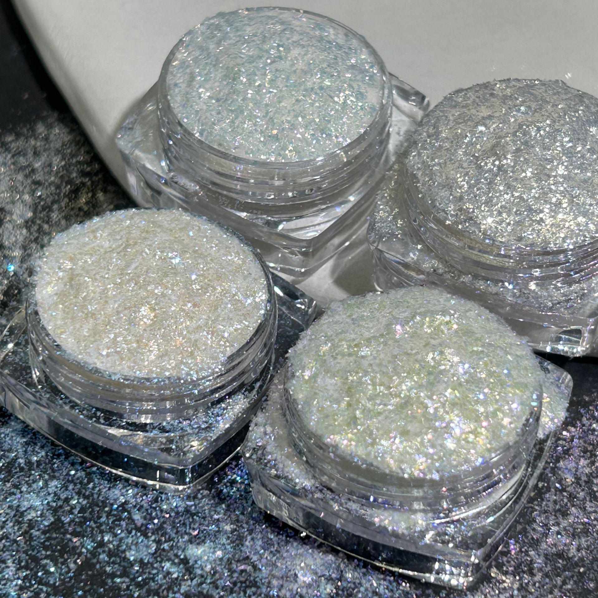 Glass-Encased Silver Shimmer Eyeshadow: Highlight & Brighten Makeup Powder for Nail Art and Jewelry 1 gram
Glass-Encased Silver Shimmer Eyeshadow: Highlight & Brighten Makeup Powder for Nail Art and Jewelry 1 gram