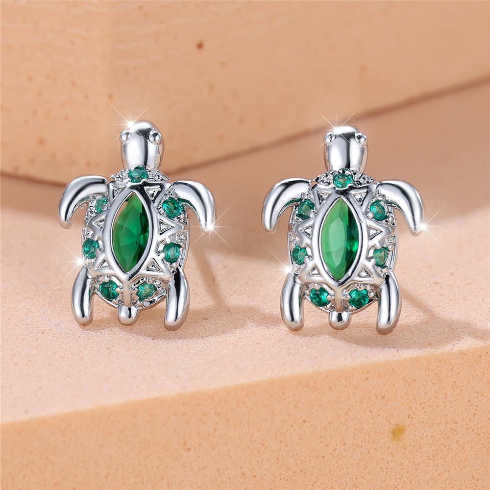 Cute Female Green Turtle Zircon Stone Stud Earrings Silver Color Dainty Gift Wedding Jewelry For Women
Cute Female Green Turtle Zircon Stone Stud Earrings Silver Color Dainty Gift Wedding Jewelry For Women