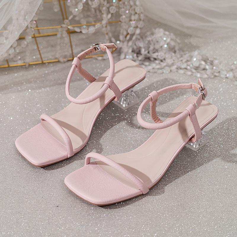 Серебристые туфли на высоком каблуке женские шпильки 2025 лето новые с юбкой французское слово с римскими сандалиями женщины наступают на говно ощущение 35
Серебристые туфли на высоком каблуке женские шпильки 2025 лето новые с юбкой французское слово с римскими сандалиями женщины наступают на говно ощущение 35