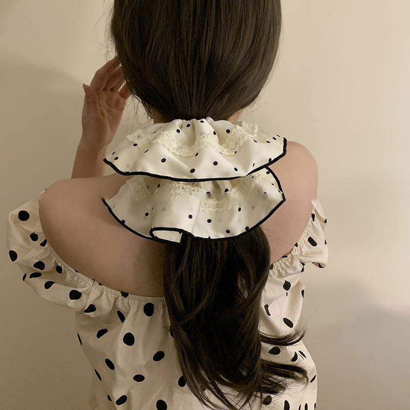 Fabric satin polka dot lace large intestine hair band women s fashion elegant temperament headband niche high-end hair accessories
Fabric satin polka dot lace large intestine hair band women s fashion elegant temperament headband niche high-end hair accessories