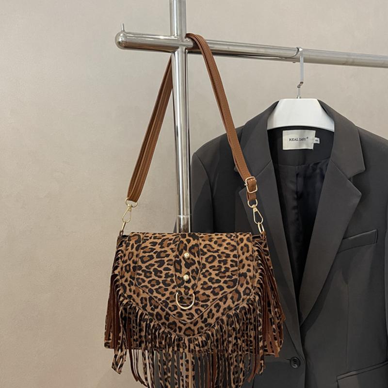 Yogodlns Повседневная корейская сумка с кисточкой через плечо, однотонная, из ПУ кожи и замши, этнический стиль, богемный стиль, подмышечные сумки для путешествий 26.5x6x18cm леопардовый
Yogodlns Повседневная корейская сумка с кисточкой через плечо, однотонная, из ПУ кожи и замши, этнический стиль, богемный стиль, подмышечные сумки для путешествий 26.5x6x18cm леопардовый