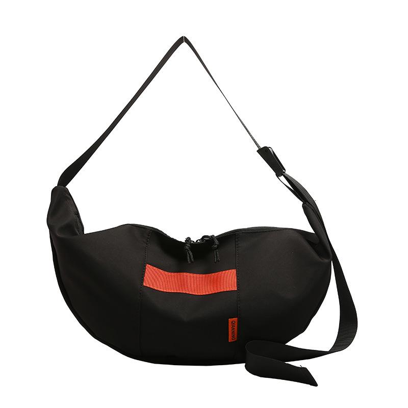 Light and large-capacity tooling dumplings New couple trend shoulder bag Simple solid color sports messenger bag чорний
Light and large-capacity tooling dumplings New couple trend shoulder bag Simple solid color sports messenger bag чорний