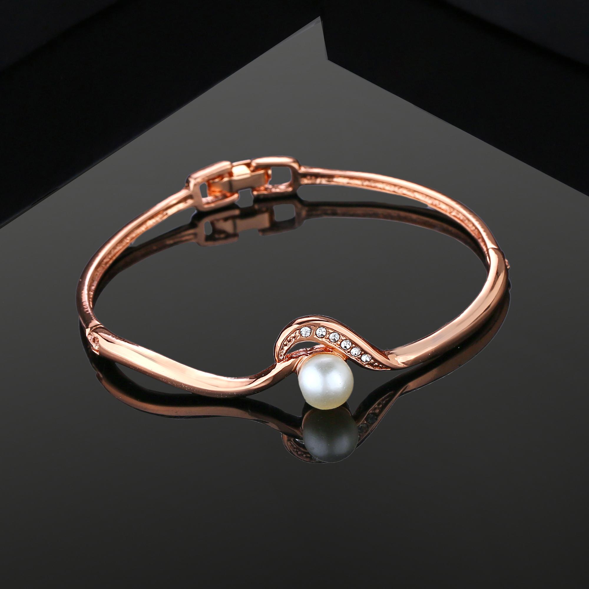 Женский сверкающий браслет Estele с покрытием из розового золота
Женский сверкающий браслет Estele с покрытием из розового золота