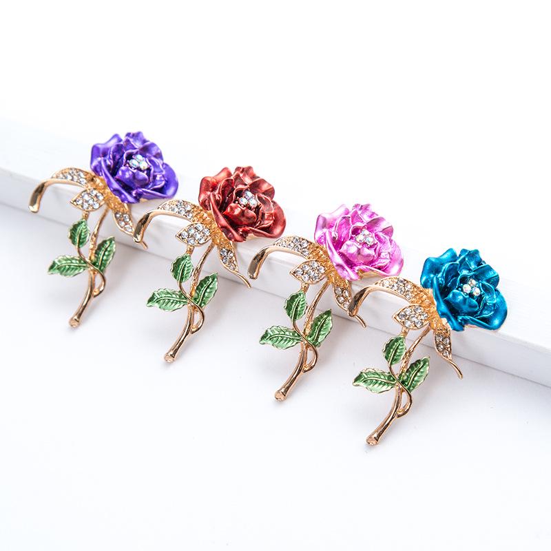 Gold Plated Rhinestone Rose Brooch for Women - Three-Leaf Design, Wedding Dress Accessory фиолетовый
Gold Plated Rhinestone Rose Brooch for Women - Three-Leaf Design, Wedding Dress Accessory фиолетовый