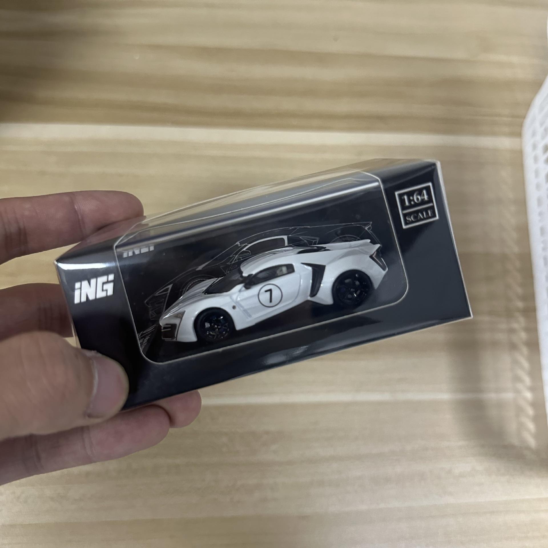 New In Stock Ing 1:64 Lykan Hyper Sport Alloy Miniature Diecast Model Lykan Supercar Sports Car Model Toys Kids Ornament Gift білий
New In Stock Ing 1:64 Lykan Hyper Sport Alloy Miniature Diecast Model Lykan Supercar Sports Car Model Toys Kids Ornament Gift білий