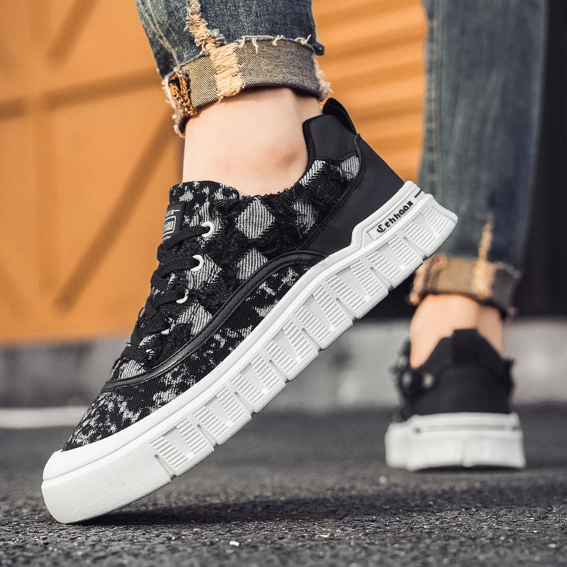 2025 canvas Internet celebrity beggar shoes casual board shoes men s sports shoes platform heightening non-slip board shoes Air Force No. 1 men 39 чорний
2025 canvas Internet celebrity beggar shoes casual board shoes men s sports shoes platform heightening non-slip board shoes Air Force No. 1 men 39 чорний