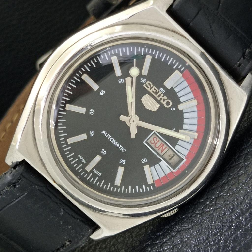 АВТОМАТИЧЕСКИЕ ВИНТАЖНЫЕ ЧАСЫ SEIKO 5 7009A ЯПОНИЯ МУЖСКИЕ ЧАСЫ С ЧЕРНЫМ ЦИФЕРБЛАТОМ a500763-5 R154-a500763
АВТОМАТИЧЕСКИЕ ВИНТАЖНЫЕ ЧАСЫ SEIKO 5 7009A ЯПОНИЯ МУЖСКИЕ ЧАСЫ С ЧЕРНЫМ ЦИФЕРБЛАТОМ a500763-5 R154-a500763