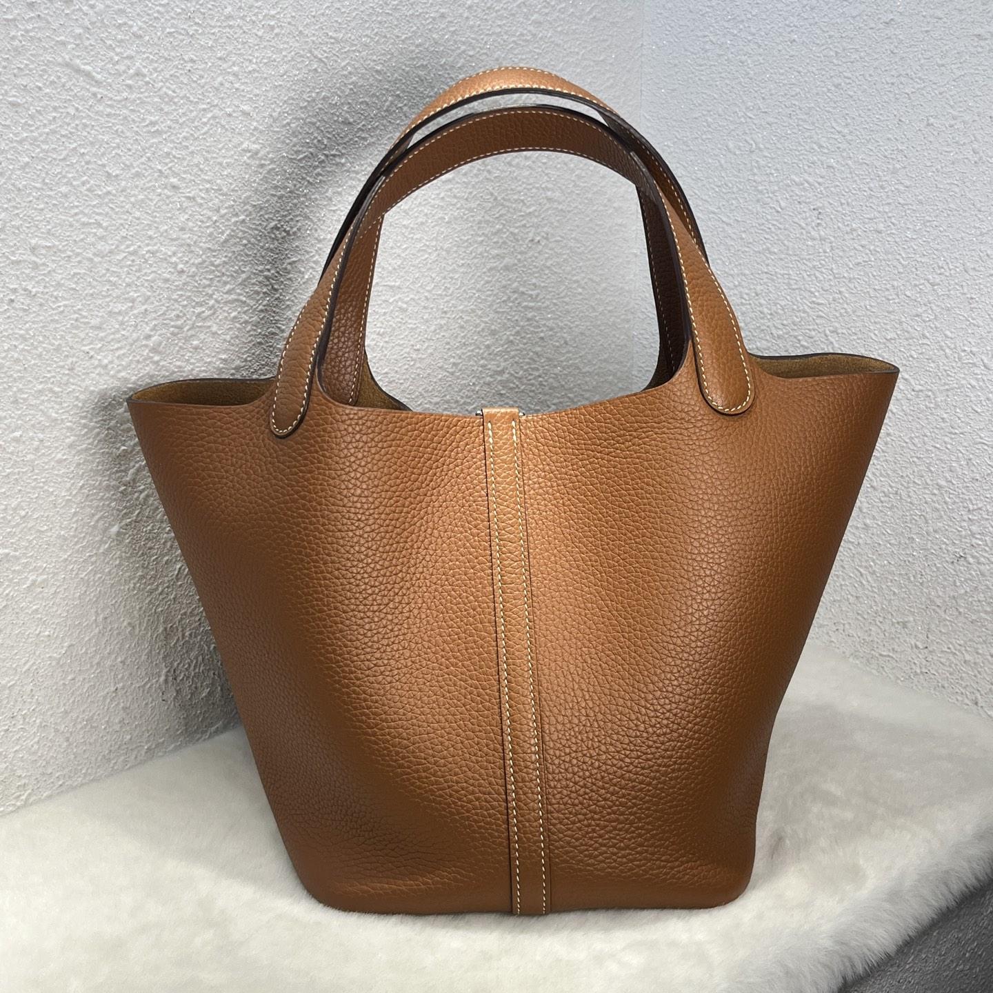 MENDY Woman Bags Tote Bag 22cm Bucket Bag Handmade Luxury Bags Designers High End Bag Large Hand Bag TC Cow Hide Leather 22cm Sliver
MENDY Woman Bags Tote Bag 22cm Bucket Bag Handmade Luxury Bags Designers High End Bag Large Hand Bag TC Cow Hide Leather 22cm Sliver