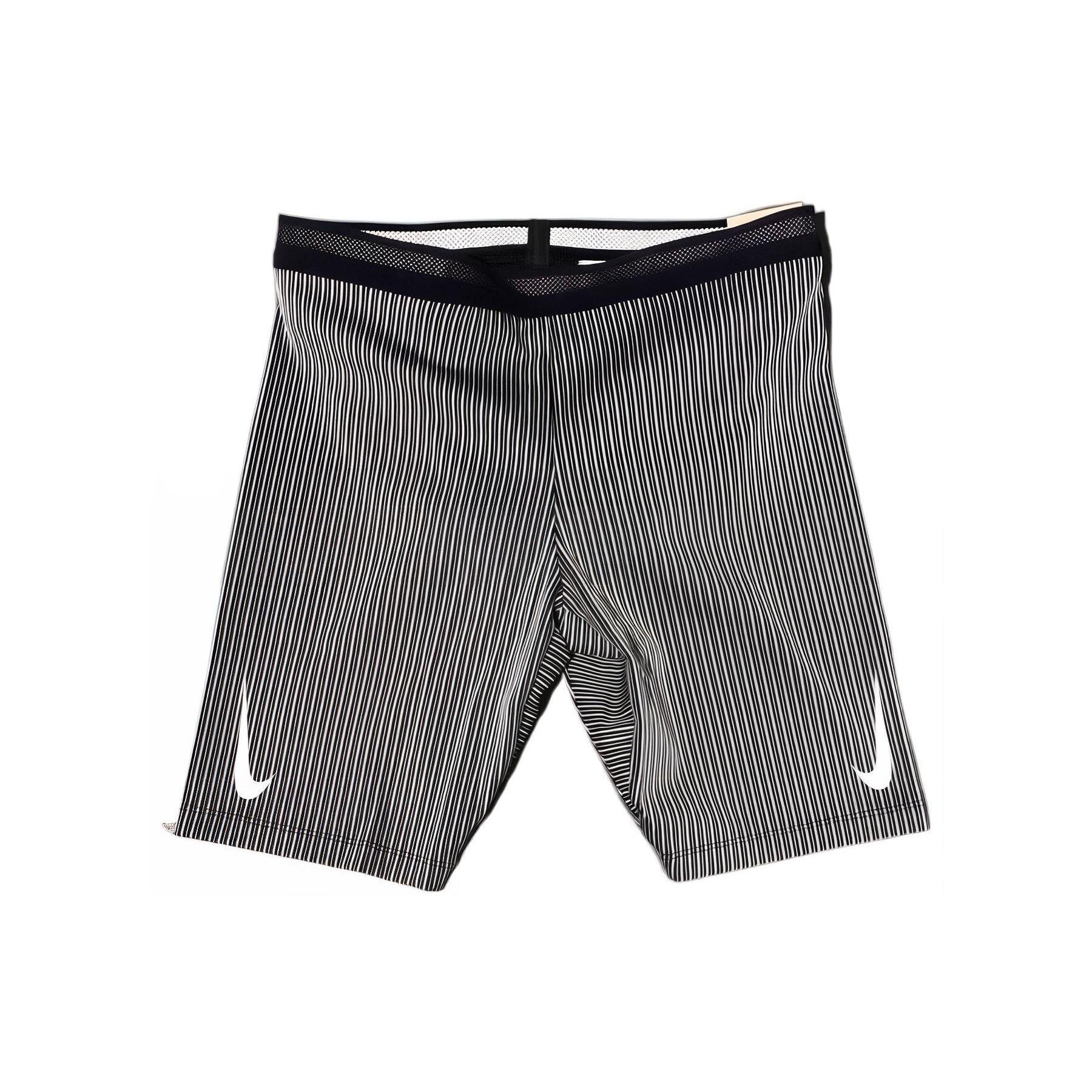 Мужские повседневные шорты прямого кроя в полоску с логотипом Nike, черные DA1429-011 XXL
Мужские повседневные шорты прямого кроя в полоску с логотипом Nike, черные DA1429-011 XXL