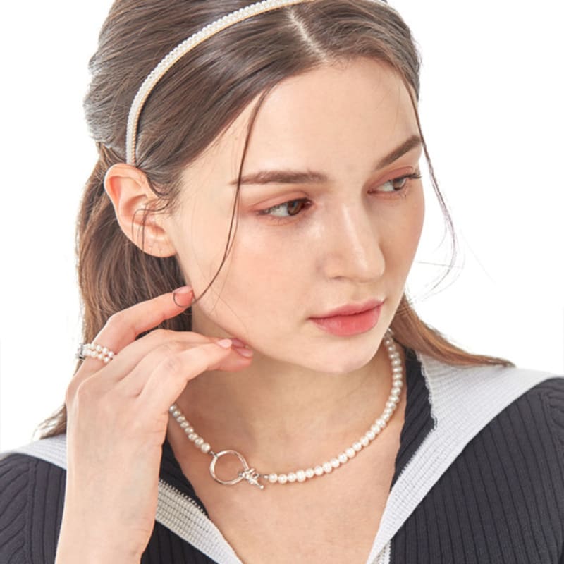 минималистичный ободок для волос с жемчугом white
минималистичный ободок для волос с жемчугом white