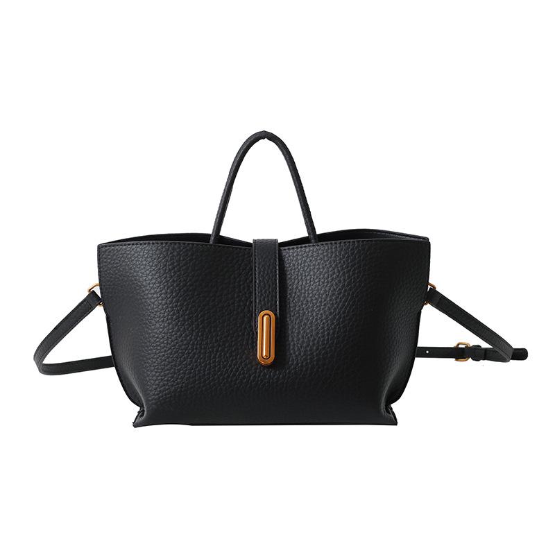 Stylish Women s 2026 Single-Shoulder Cross-Body Fashion Handbag for White-Collar Professionals чёрный
Stylish Women s 2026 Single-Shoulder Cross-Body Fashion Handbag for White-Collar Professionals чёрный