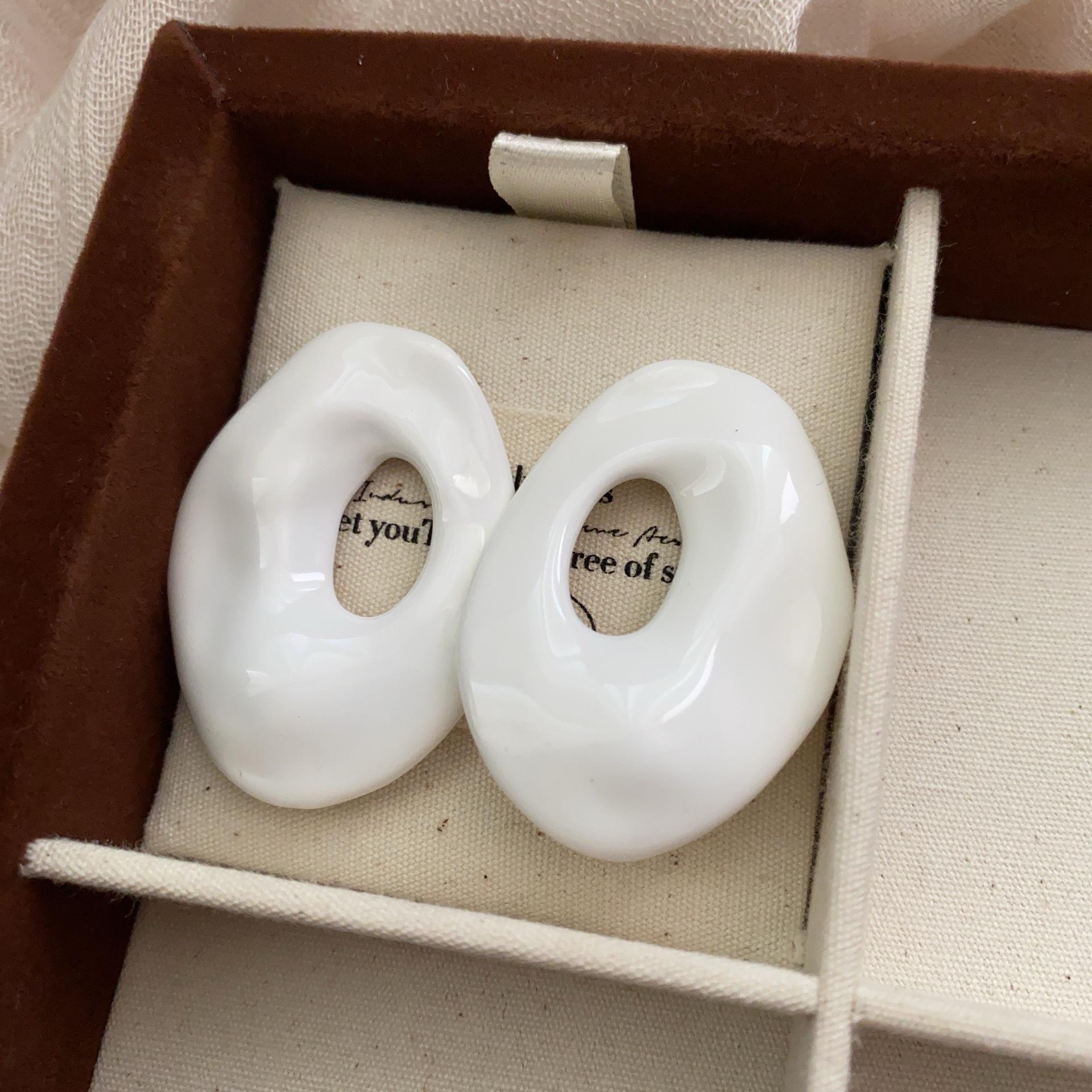 Exaggerated Small Wind Pockets, Large Geometric Simple Stud Earrings, Women S Niche Design Earrings, Earrings
Exaggerated Small Wind Pockets, Large Geometric Simple Stud Earrings, Women S Niche Design Earrings, Earrings