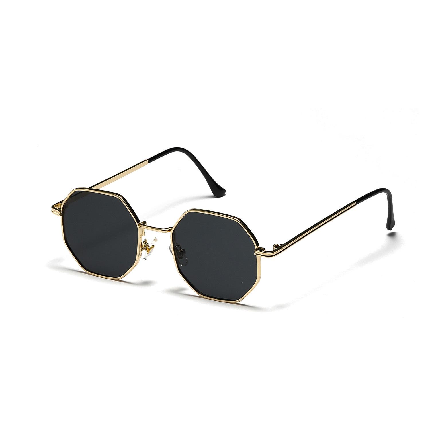 Fashionable Luxury Designer Round Sunglasses ladies For Men Trending Sun Glasses Fashion Vintage Steampunk Small Frame Shades UV400 As the picture
Fashionable Luxury Designer Round Sunglasses ladies For Men Trending Sun Glasses Fashion Vintage Steampunk Small Frame Shades UV400 As the picture