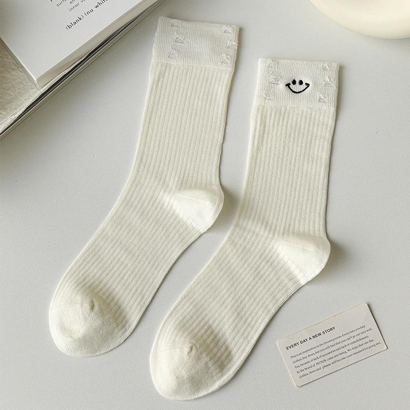 Женские летние тонкие вышитые носки из дышащего хлопка без косточек с улыбающейся надписью 1 pair
Женские летние тонкие вышитые носки из дышащего хлопка без косточек с улыбающейся надписью 1 pair