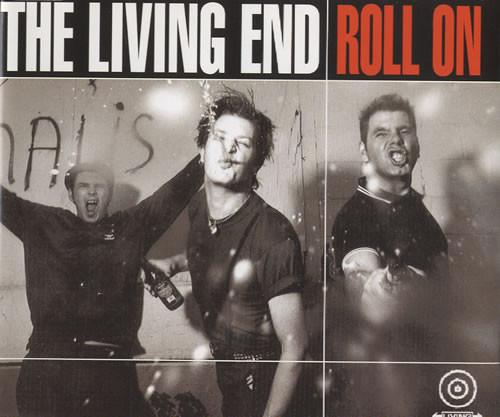 CD LIVING END Roll On 724388987721 EMI 2001 Australia Rock Used
CD LIVING END Roll On 724388987721 EMI 2001 Australia Rock Used