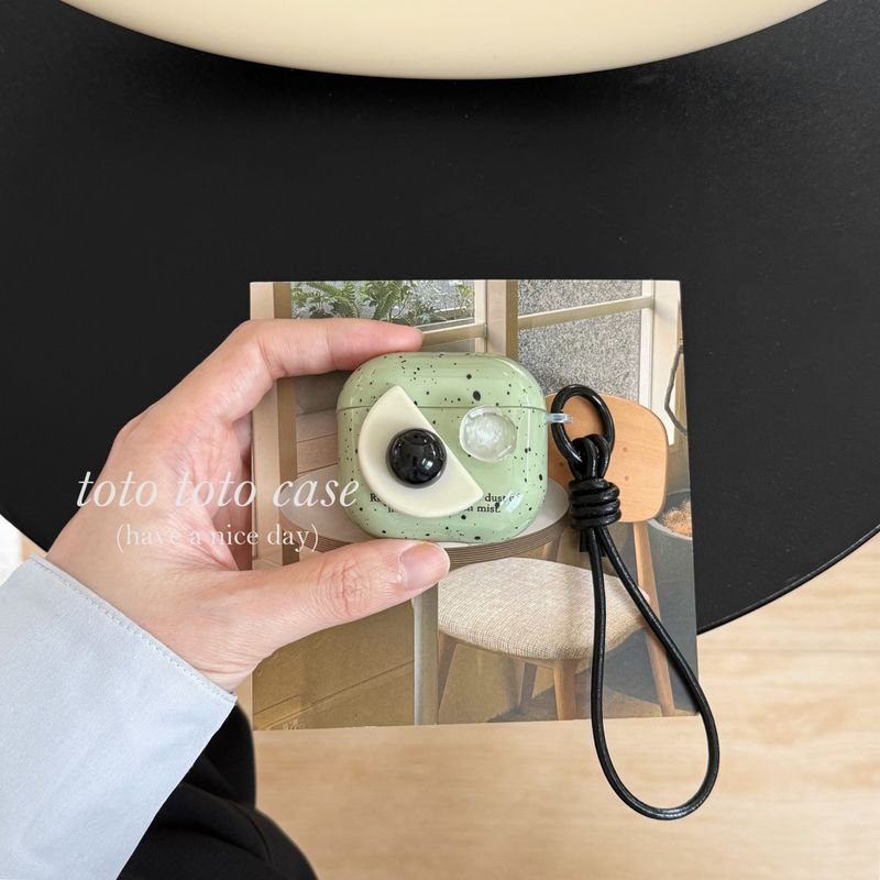 Earphone Sleeves Applicable to Apple 2 Generation Bluetooth Headset Shell Airpods3 Generation New Niche Lanyard Airpodspro2 Shatter-resistant Shell Apple Airpods Pro Shell + Black Ring Leather Rope
Earphone Sleeves Applicable to Apple 2 Generation Bluetooth Headset Shell Airpods3 Generation New Niche Lanyard Airpodspro2 Shatter-resistant Shell Apple Airpods Pro Shell + Black Ring Leather Rope