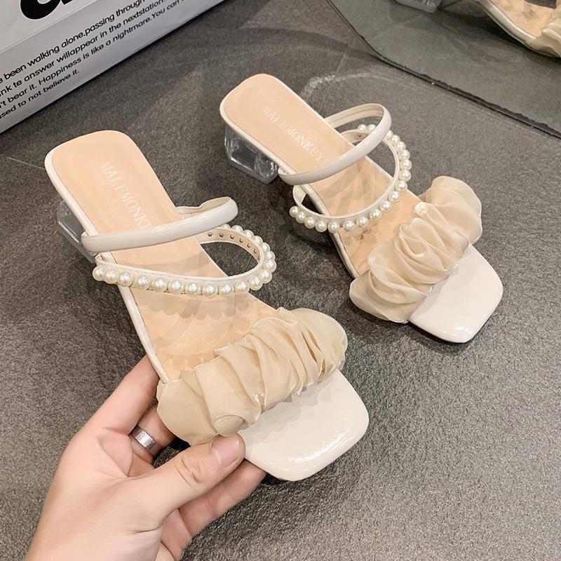 Two women wearing sandals in the summer of 2025, the new fairy thick heel non-slip outer wear crystal high heel cool slippers 40 бежевый
Two women wearing sandals in the summer of 2025, the new fairy thick heel non-slip outer wear crystal high heel cool slippers 40 бежевый