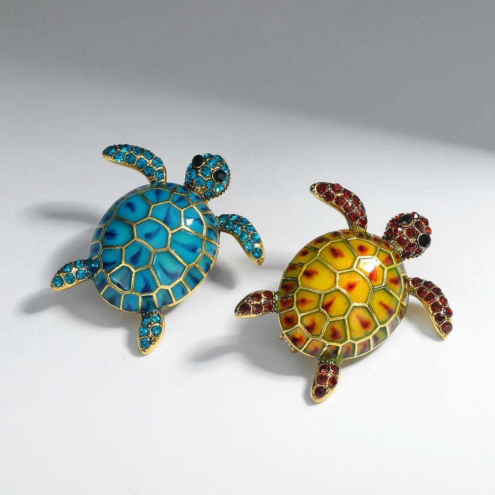 Elegant Rhinestone Turtle Brooches For Women Classic Unique Personality Animal Tortoise Enamel Brooch Pins Party Jewelry Gift
Elegant Rhinestone Turtle Brooches For Women Classic Unique Personality Animal Tortoise Enamel Brooch Pins Party Jewelry Gift
