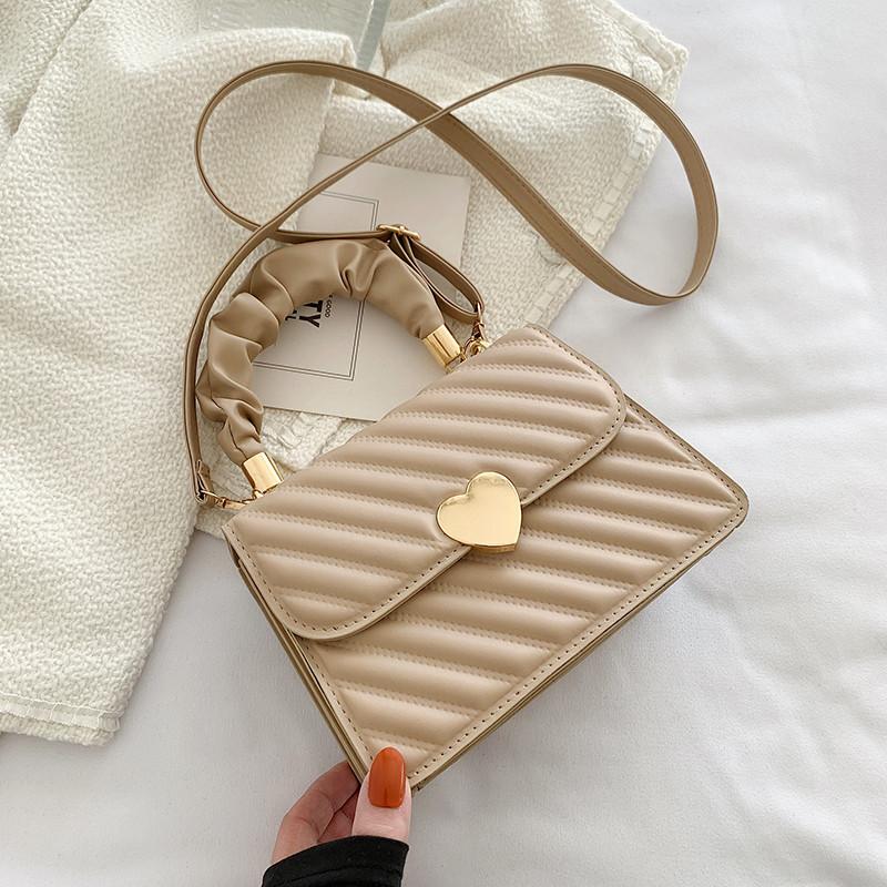 Women s Bag Fashion Rhombus Tote Bags Ladys Shoulder Handbag Girls Student Coin Pack Pleated Metal Heart Shape Trim хакі
Women s Bag Fashion Rhombus Tote Bags Ladys Shoulder Handbag Girls Student Coin Pack Pleated Metal Heart Shape Trim хакі