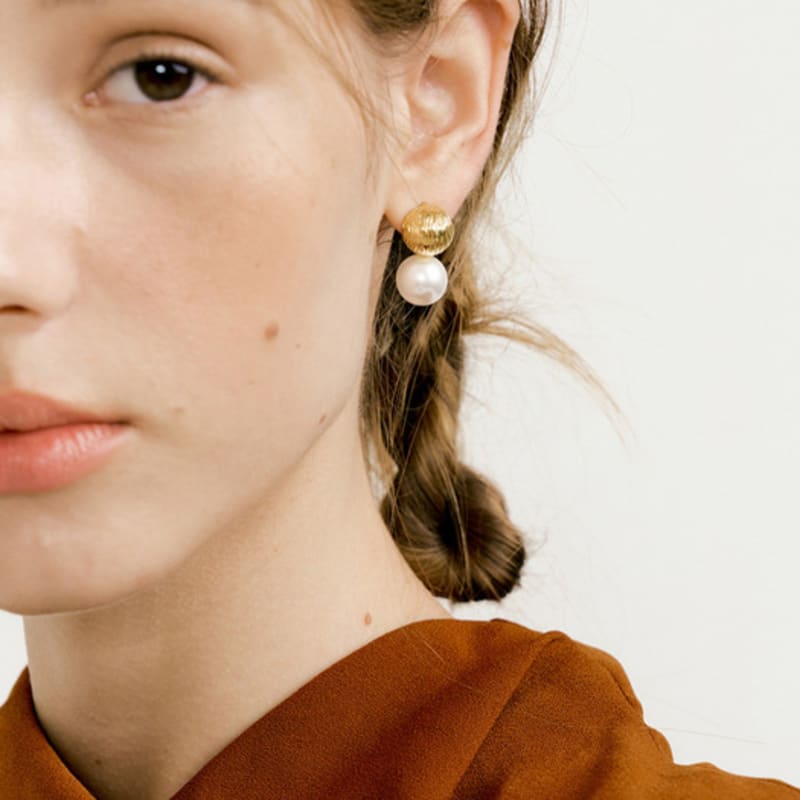 MATIAS Almond Earring (Gold) Gold
MATIAS Almond Earring (Gold) Gold