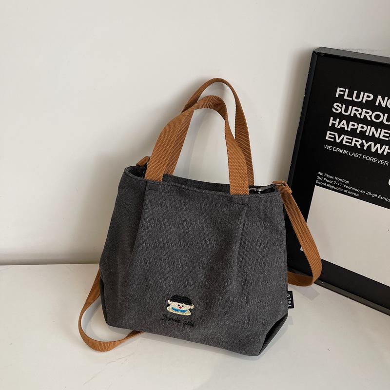 Korean Fashi Shoulder Bag Women Comfortable and Versatile Crossbody Bags Canvas Embroidery Bucket Bag Simple Casual Thick чёрный
Korean Fashi Shoulder Bag Women Comfortable and Versatile Crossbody Bags Canvas Embroidery Bucket Bag Simple Casual Thick чёрный