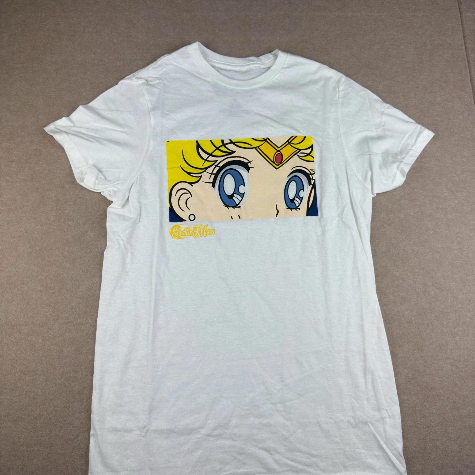 Sailor Moon Eyes Graphic Tee Women’s Small White Anime Short Sleeve Shirt 4XL
Sailor Moon Eyes Graphic Tee Women’s Small White Anime Short Sleeve Shirt 4XL