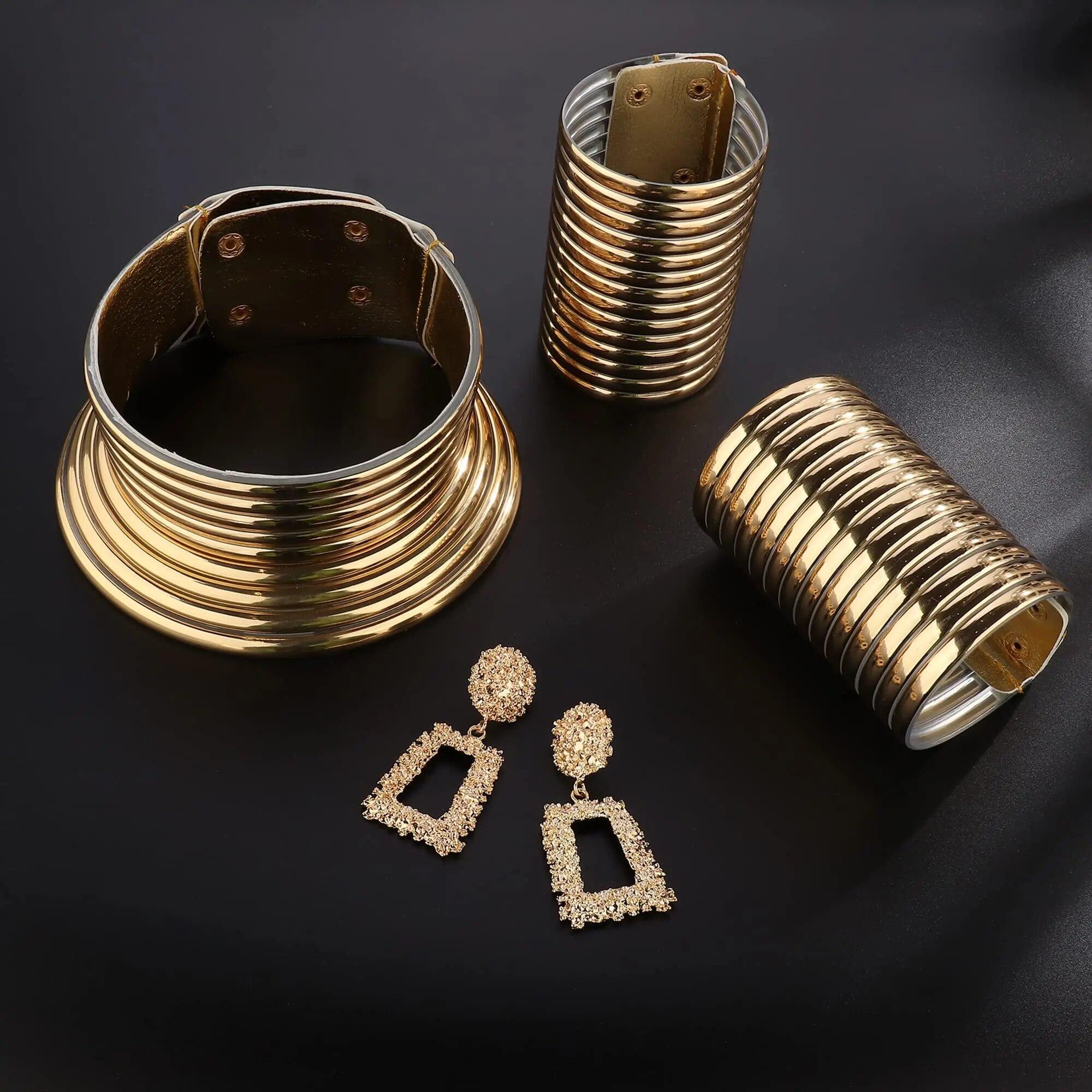 Vintage Statement Choker Necklace And Pendant Gold Color Leather African Long Jewelry For Women Torques Collar Maxi Necklace Set
Vintage Statement Choker Necklace And Pendant Gold Color Leather African Long Jewelry For Women Torques Collar Maxi Necklace Set