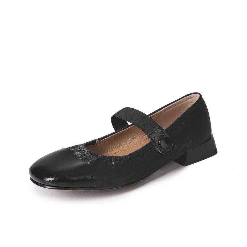 New women s leather casual single shoes low-top shallow mouth non-slip beef tendon sole round head low heel large size four-season single shoes 40 чорний
New women s leather casual single shoes low-top shallow mouth non-slip beef tendon sole round head low heel large size four-season single shoes 40 чорний