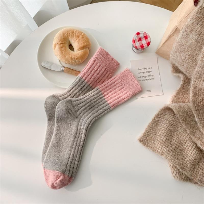 Autumn and Winter Wool Socks, Mid-calf Socks, Trendy Macaron Color-blocked Pile Socks, Women s Socks, Fashionable Thick Cotton Socks 1 pair сірий/рожевий
Autumn and Winter Wool Socks, Mid-calf Socks, Trendy Macaron Color-blocked Pile Socks, Women s Socks, Fashionable Thick Cotton Socks 1 pair сірий/рожевий