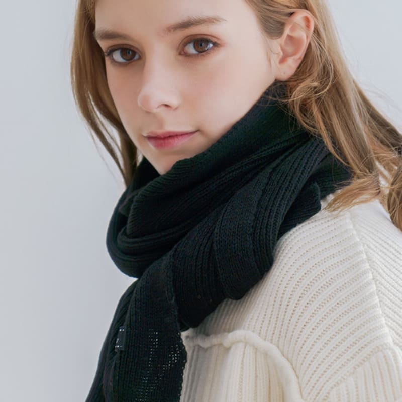 meminn Wool essential muffler BK Black
meminn Wool essential muffler BK Black