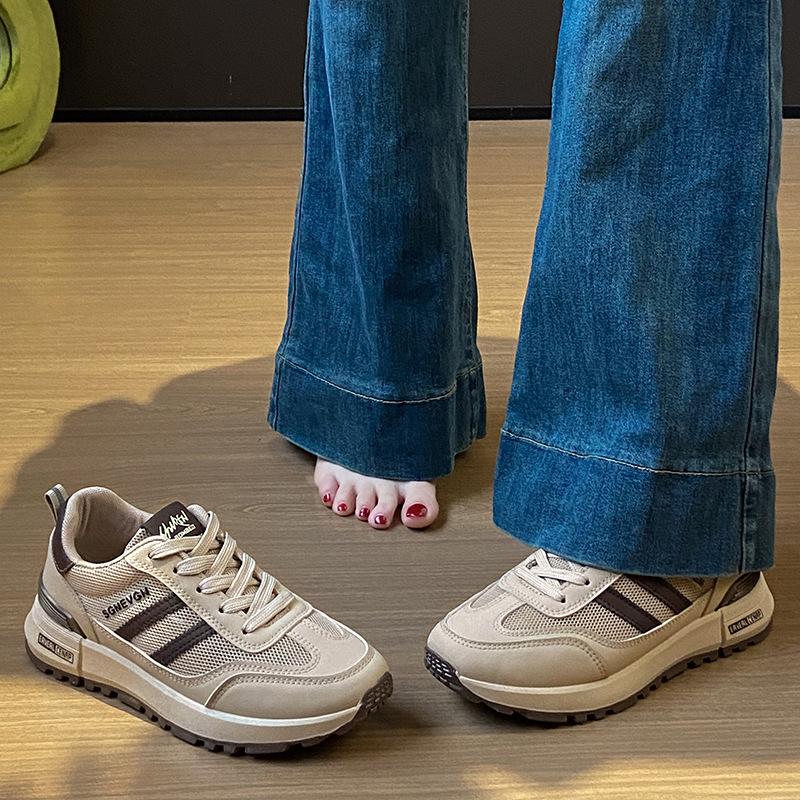New dad shoes women s spring student sports running shoes casual shoes with heightened thick soles 40
New dad shoes women s spring student sports running shoes casual shoes with heightened thick soles 40