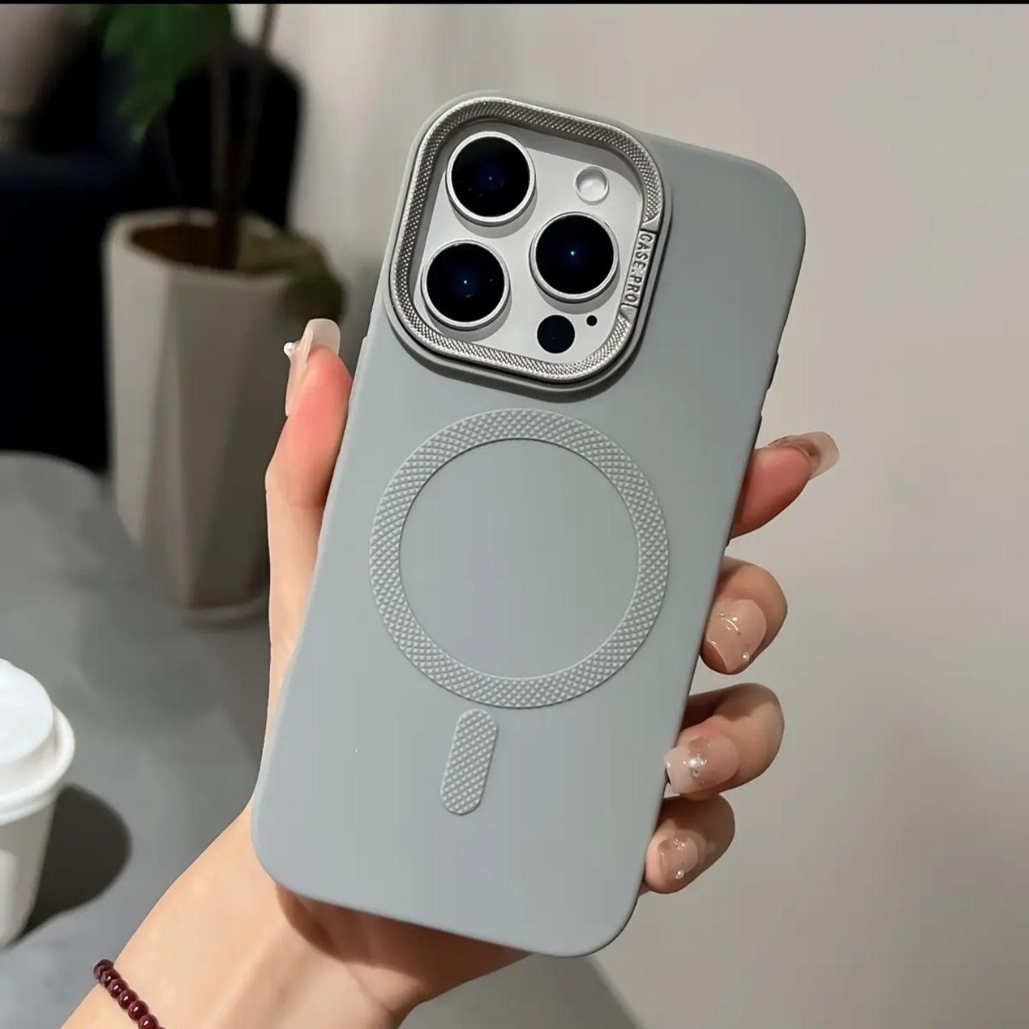Чехол с подставкой для объектива камеры, мягкий силиконовый чехол для iPhone 16 15 14 Plus 13 12 11 Pro Max, крышка для беспроводной зарядки MagSafe For iPhone 15 Pro
Чехол с подставкой для объектива камеры, мягкий силиконовый чехол для iPhone 16 15 14 Plus 13 12 11 Pro Max, крышка для беспроводной зарядки MagSafe For iPhone 15 Pro