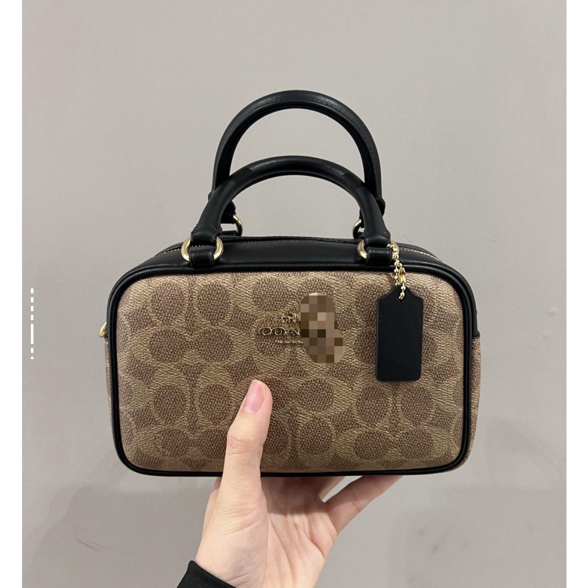 Kou C s Cross-border Satchel Bowling Small Square Bag Square Premium Small Pillow Bag Bowling Day Fashion Versatile 18.5*7*12.5
Kou C s Cross-border Satchel Bowling Small Square Bag Square Premium Small Pillow Bag Bowling Day Fashion Versatile 18.5*7*12.5