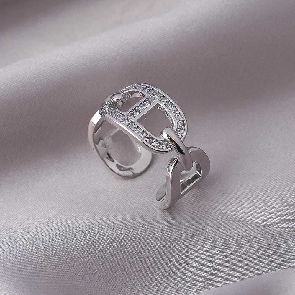 Celebrity Style Adjustable Double C Zircon Cross Ring - Luxurious Micro-Inlaid Fashion for Index or Pinky Finger
Celebrity Style Adjustable Double C Zircon Cross Ring - Luxurious Micro-Inlaid Fashion for Index or Pinky Finger
