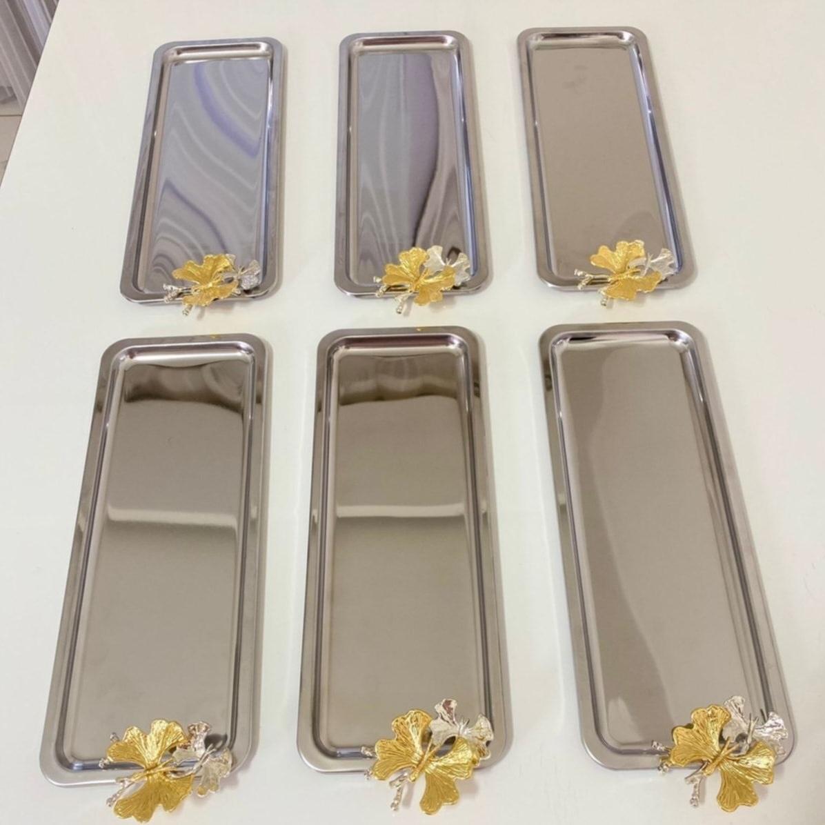 6-Piece Luxury Baton Stainless Steel Butterfly Silver Service Tea Coffee Treats And Presentation Tray Standart сірий колір
6-Piece Luxury Baton Stainless Steel Butterfly Silver Service Tea Coffee Treats And Presentation Tray Standart сірий колір