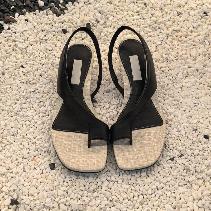 Cowhide version~ niche square head stiletto set toe sandals women s new beach cool slippers 35
Cowhide version~ niche square head stiletto set toe sandals women s new beach cool slippers 35